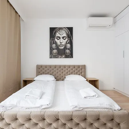 شقة Rentplanet - Krochmalna وارسو